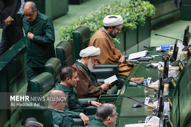 صحن علنی مجلس  در روز ۱۲ بهمن