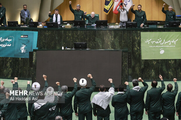 صحن علنی مجلس  در روز ۱۲ بهمن