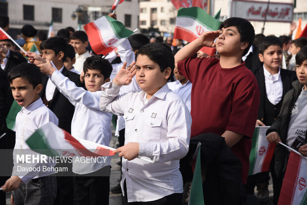 گرامیداشت یوم الله ۱۲ بهمن در مشهد