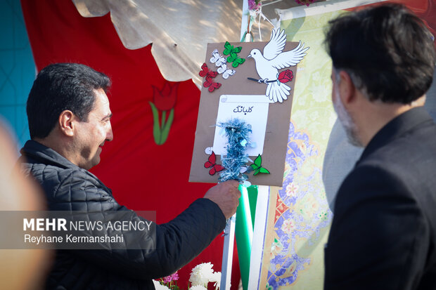 نواختن زنگ انقلاب در پیشوا