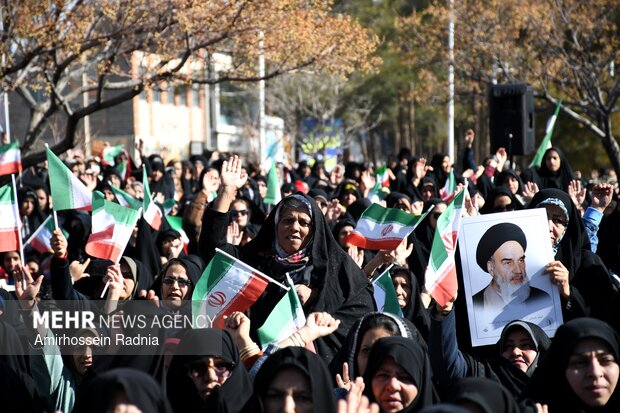 آیین گرامیداشت یوم الله ۱۲ بهمن در بیرجند