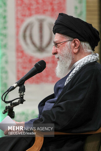 دیدار اقشار مختلف مردم با رهبر معظم انقلاب اسلامی