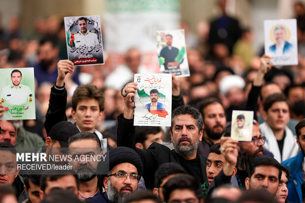 دیدار اقشار مختلف مردم با رهبر معظم انقلاب اسلامی