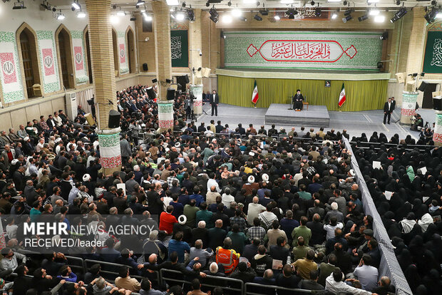دیدار اقشار مختلف مردم با رهبر معظم انقلاب اسلامی
