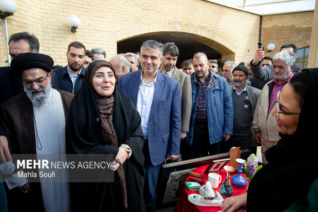 سفر یک روزه وزیر راه و شهرسازی به استان مرکزی