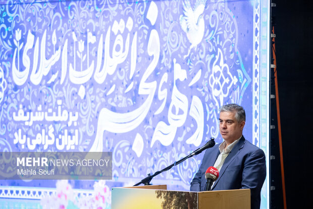 سفر یک روزه وزیر راه و شهرسازی به استان مرکزی