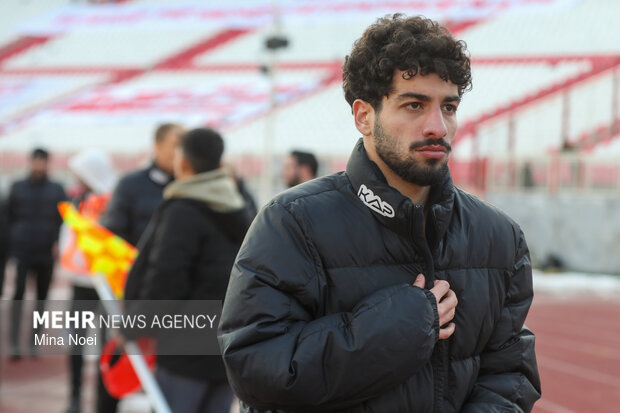 لیگ برتر فوتبال - تراکتور و سپاهان