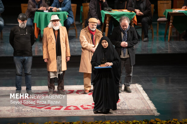 آئین اختتامیه چهل و چهارمین جشنواره تئاتر فجر