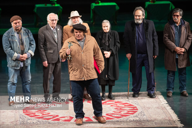 آئین اختتامیه چهل و چهارمین جشنواره تئاتر فجر