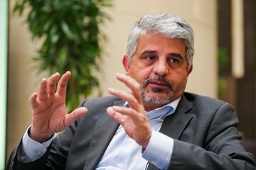 از خانه کوچک توحید تا عرشه جهانی ارتباطات؛روایت زندگی مخترع کد «رپتور»