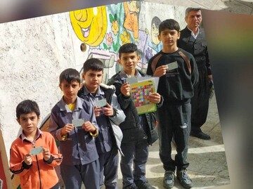 توزیع دو هزار کارت محیط‌یار در مدارس کردستان