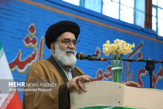 جشن نیمه شعبان و دهه فجر کودکستانی‌های ورامین