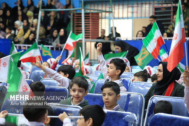 جشن نیمه شعبان و دهه فجر کودکستانی‌های ورامین