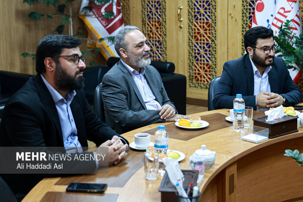 Mohammad-Javad Larijani tours MNA HQ in Tehran
