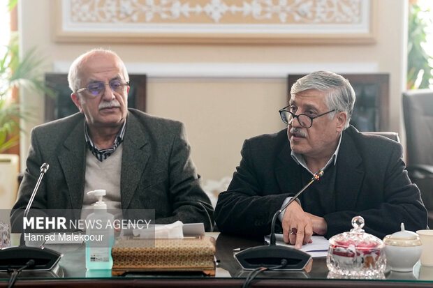 دیدار وزیر علوم و جمعی از رؤسای دانشگاه‌های سراسر کشور با رئیس مجلس