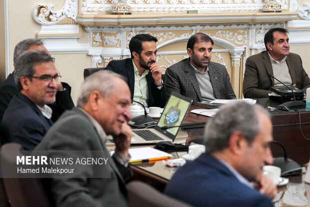 دیدار وزیر علوم و جمعی از رؤسای دانشگاه‌های سراسر کشور با رئیس مجلس