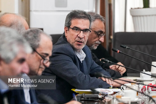 دیدار وزیر علوم و جمعی از رؤسای دانشگاه‌های سراسر کشور با رئیس مجلس