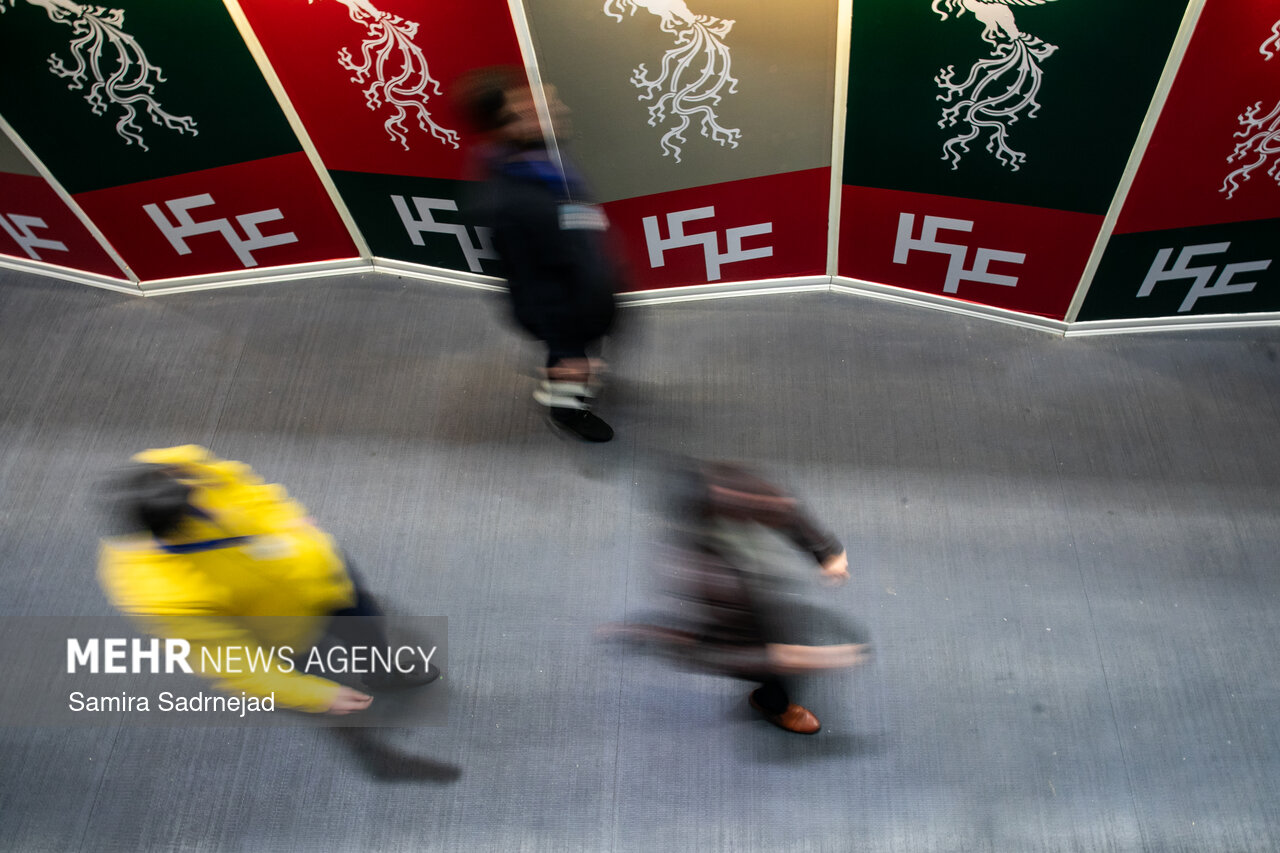 رای‌گیری مردمی برای انتخاب ۱۳ فیلم برتر فجر، نتایج خود را اِعلام کرد؛ حذف «استخر» و «کافه سلطان» از فهرست منتشر شده – خبرگزاری مهر | اخبار ایران و جهان