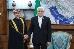 دیدار سفیر عمان با معاون اول رئیس‌جمهور