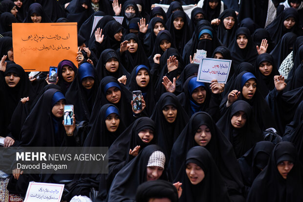 اجتماع حوزویان مشهد در دفاع از حریم ولایت