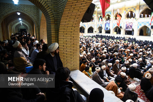 اجتماع حوزویان مشهد در دفاع از حریم ولایت