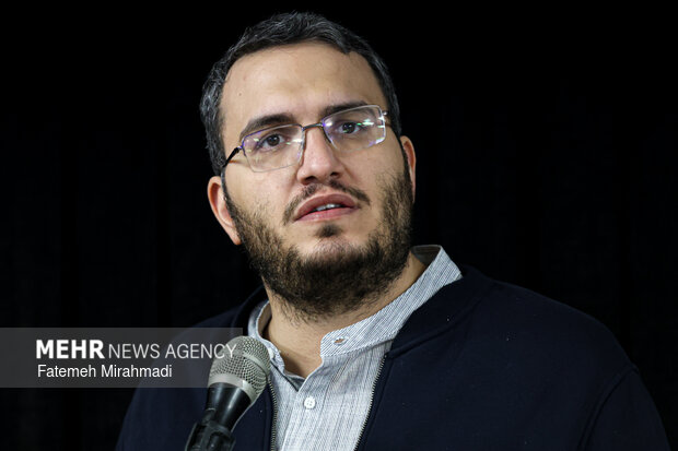 مراسم رونمایی از اثر «سایه امنیت»