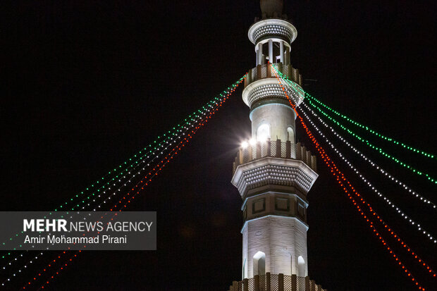 قم در آستانه نیمه‌شعبان غرق در نور و شور