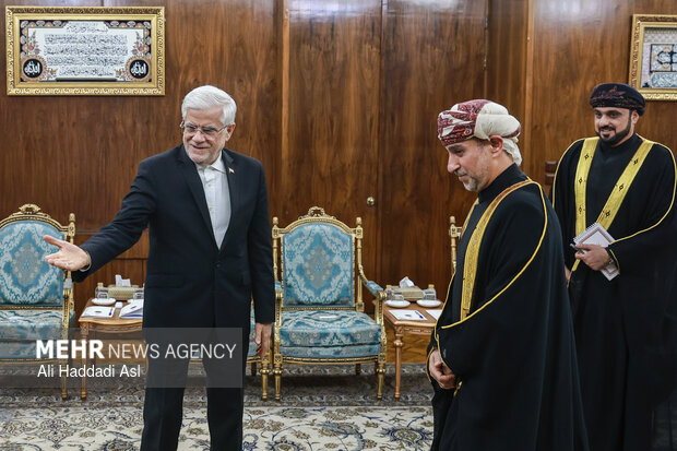 دیدار سفیر عمان با معاون اول رئیس‌جمهور