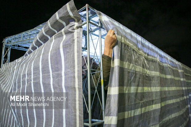 مشهد مقدس در آستانه نیمه شعبان