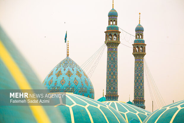 مسجد جمکران در آستانه نیمه شعبان