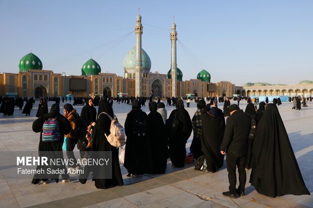 مسجد جمکران در آستانه نیمه شعبان