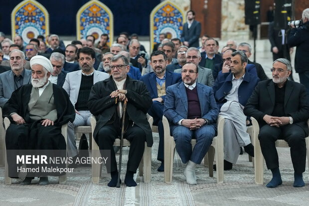 مراسم تجدید میثاق رئیس و نمایندگان مجلس با آرمان‌های امام خمینی(ره)