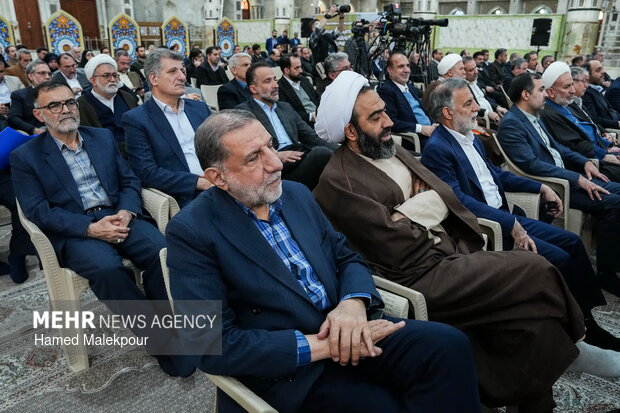 مراسم تجدید میثاق رئیس و نمایندگان مجلس با آرمان‌های امام خمینی(ره)