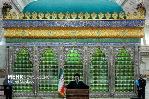 مراسم تجدید میثاق رئیس و نمایندگان مجلس با آرمان‌های امام خمینی(ره)