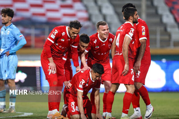 پرسپولیس مثل سایر مدعیان در بحران تمرکز است/اتمام فرصت اشتباه! پرسپولیس مثل سایر مدعیان در بحران تمرکز است/اتمام فرصت اشتباه!