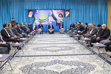 ناصری: مردم یزد باید از ظرفیت معادن و صنایع استان بهره‌مند شوند