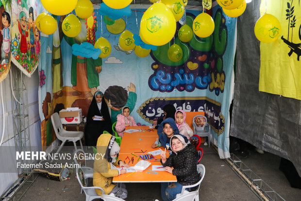 موکب‌های مردمی پذیرای زائران نیمه‌شعبان در طریق‌المهدی(ع)