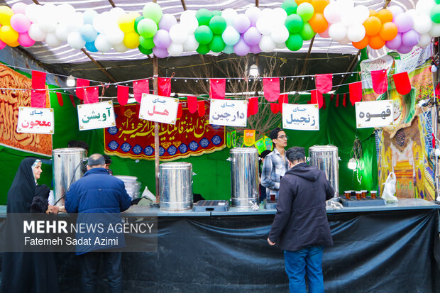 موکب‌های مردمی پذیرای زائران نیمه‌شعبان در طریق‌المهدی(ع)