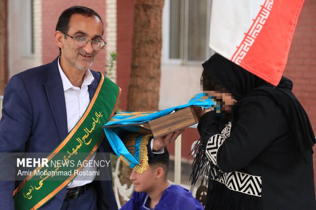 نوای امید در بیمارستان‌های ورامین با حضور سفیران مهدوی