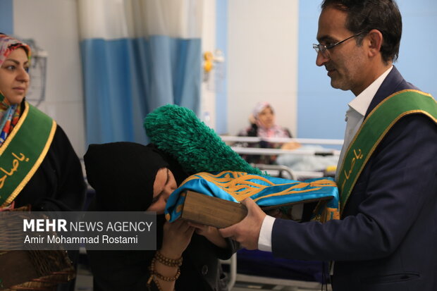 نوای امید در بیمارستان‌های ورامین با حضور سفیران مهدوی
