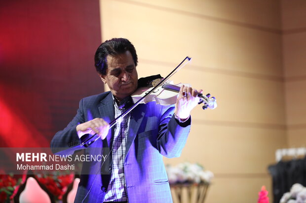 جشن ازدواج ۱۸۵ زوج دانشجوی دانشگاه‌های استان اردبیل