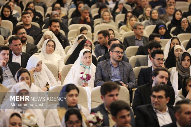 جشن ازدواج ۱۸۵ زوج دانشجوی دانشگاه‌های استان اردبیل