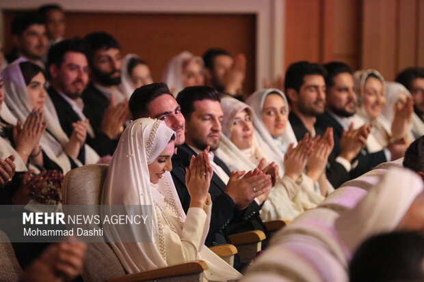 جشن ازدواج ۱۸۵ زوج دانشجوی دانشگاه‌های استان اردبیل