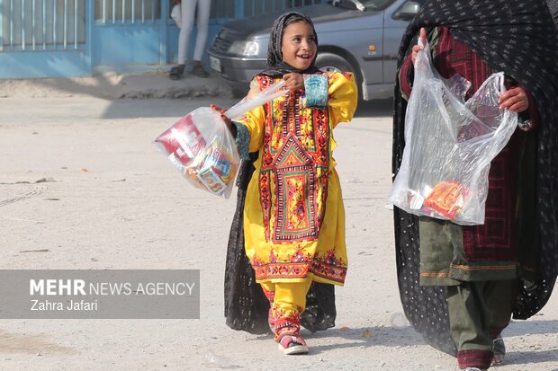آیین کهن «آردگیز گردانی» در شهرهای بندرلنگه و بندرکنگ