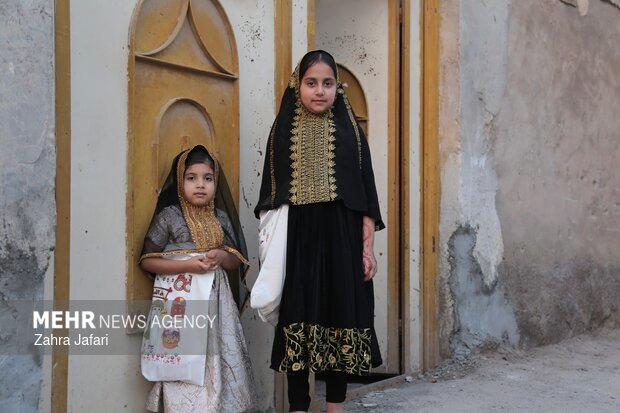 آیین کهن «آردگیز گردانی» در شهرهای بندرلنگه و بندرکنگ