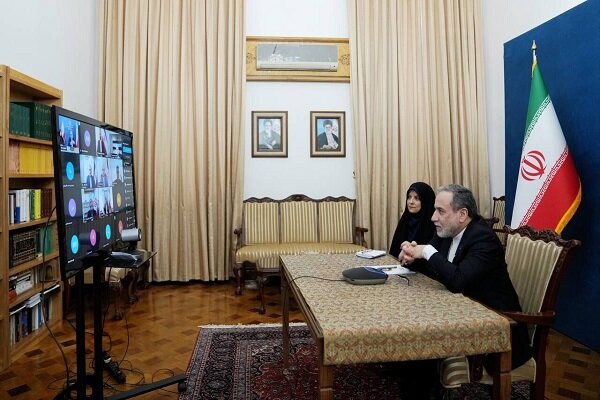 عراقجي: البعثات الإيرانية تلعب دوراً رئيسياً في المتابعة الفعالة لتحقيق المصالح الوطنية في خارج البل