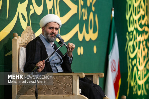 آیین معنوی احیای شب نیمه شعبان در قزوین