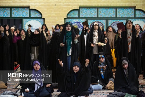 آیین معنوی احیای شب نیمه شعبان در قزوین