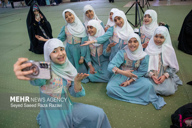 جشن بزرگ خانوادگی «به عشق مهدی»