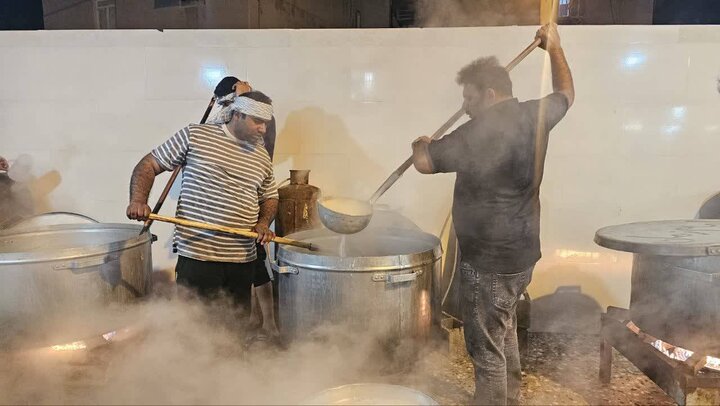 بزرگ‌ترین پخت غذای نذری بوشهر در دوراهک؛آیینی ریشه‌دار در مسیر انتظار